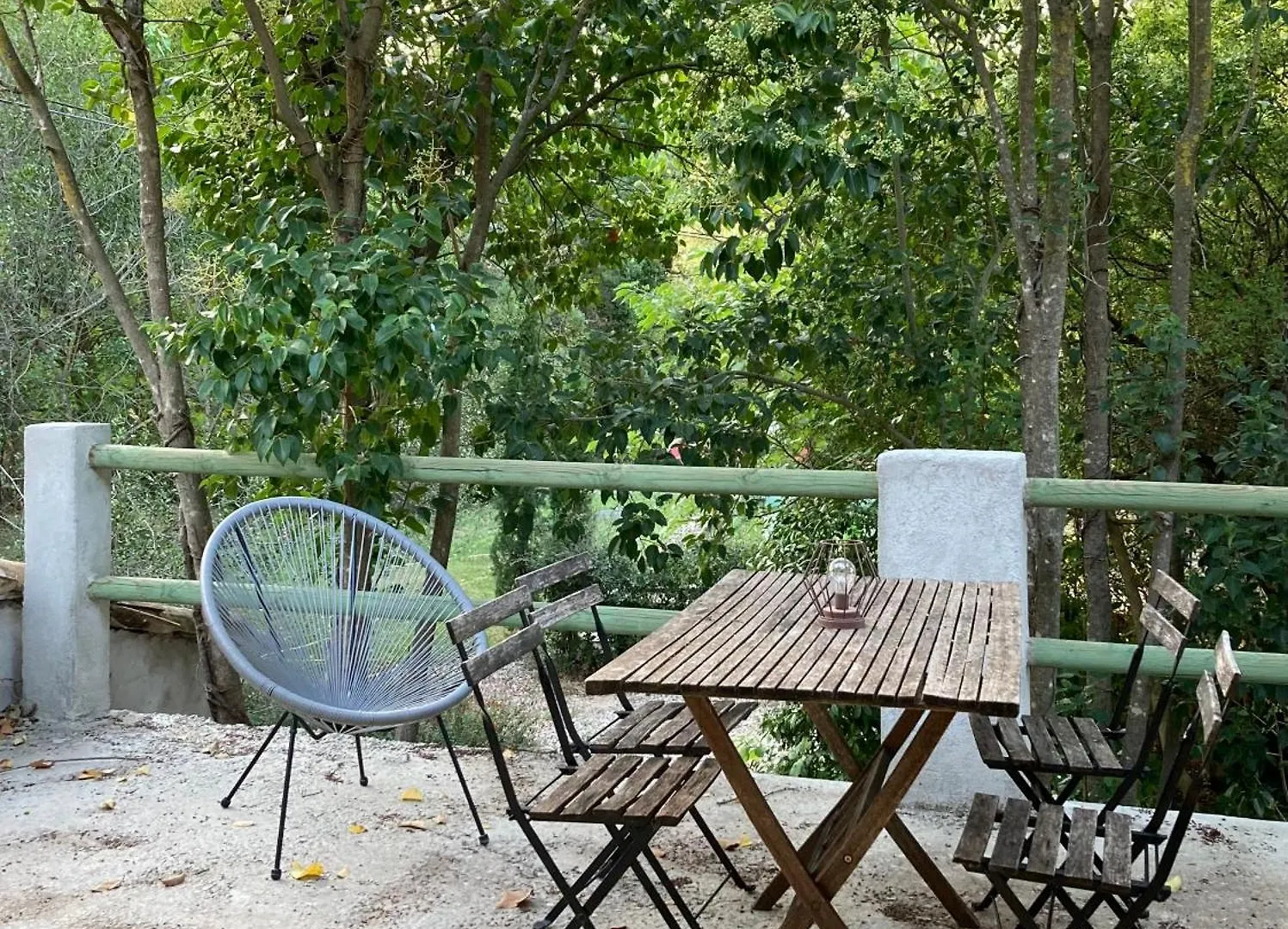 Bed and Breakfast Campagne Baudeloup LʼIsle-sur-la-Sorgue