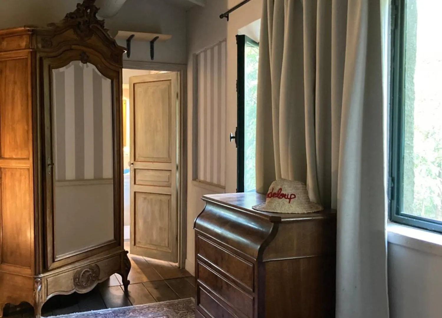 Bed and Breakfast Campagne Baudeloup LʼIsle-sur-la-Sorgue 0*,