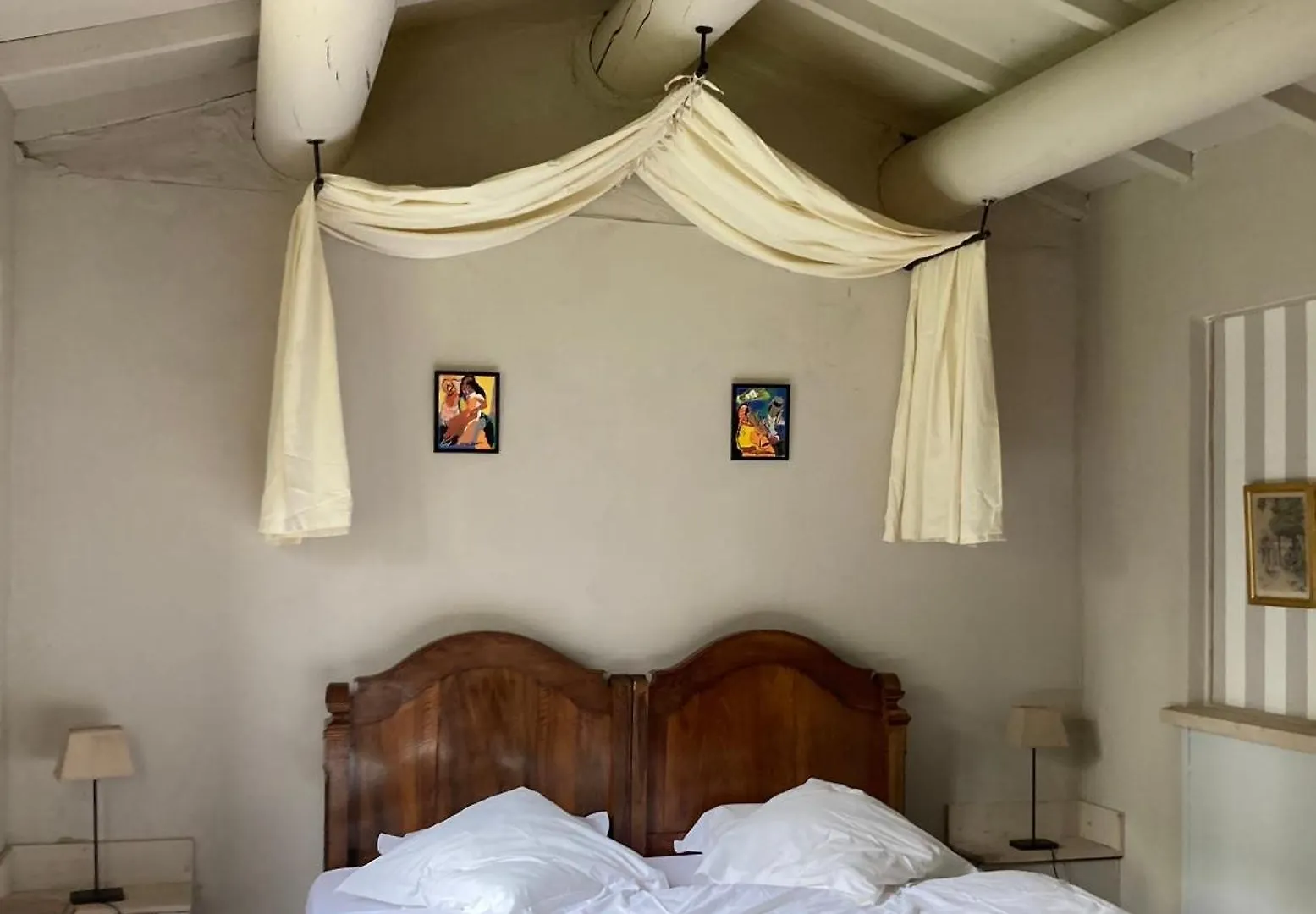Bed and Breakfast Campagne Baudeloup LʼIsle-sur-la-Sorgue 0*,  Francia
