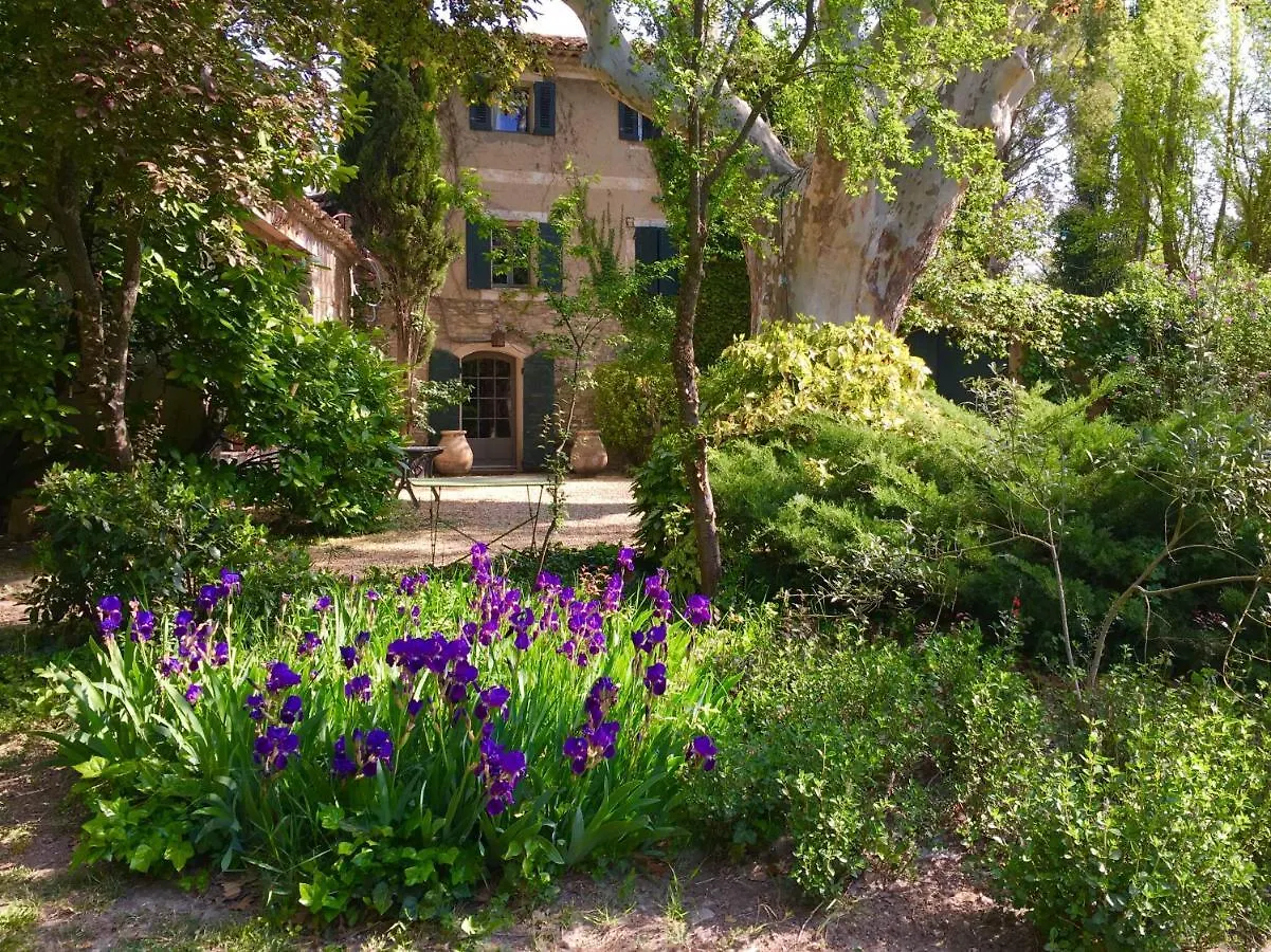 Bed & Breakfast Bed and Breakfast Campagne Baudeloup LʼIsle-sur-la-Sorgue